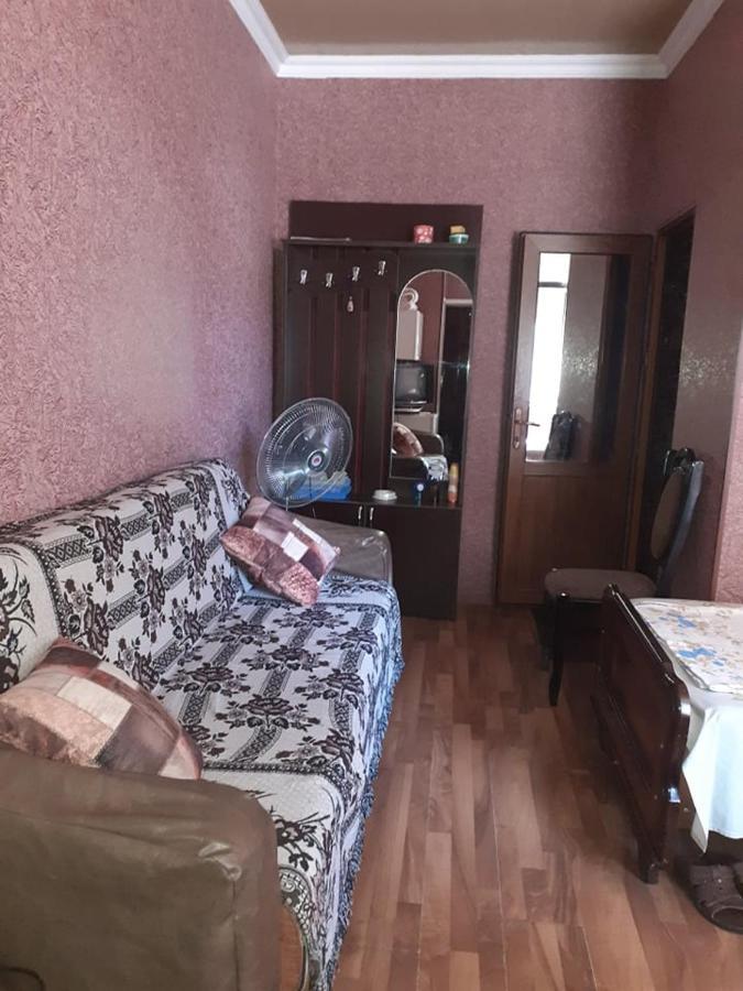 Temuriroom Pʼotʼi Buitenkant foto
