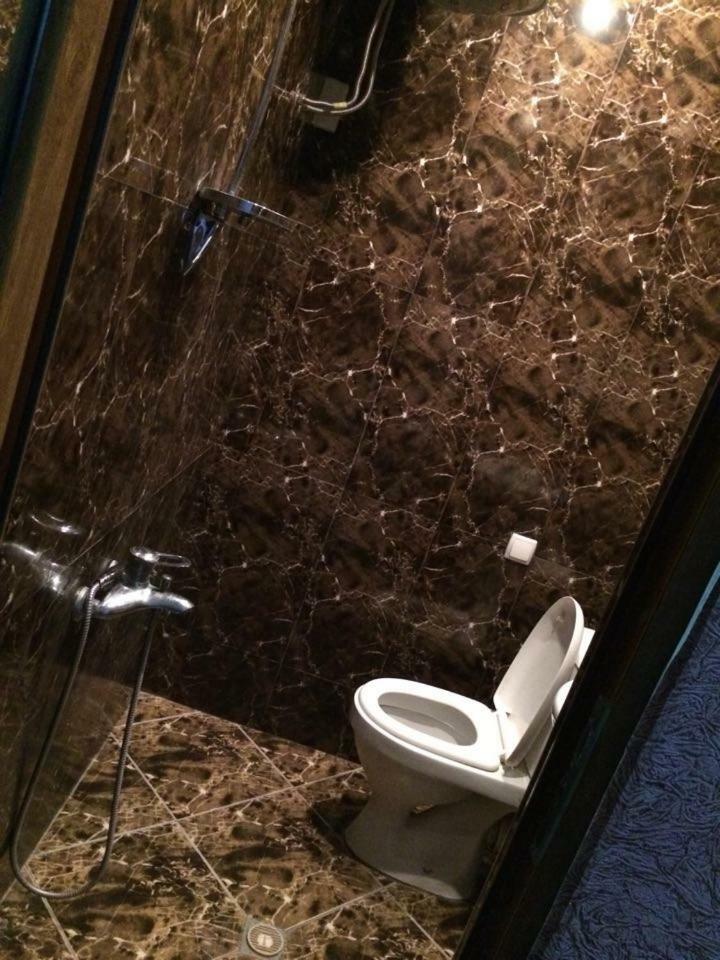 Temuriroom Pʼotʼi Buitenkant foto