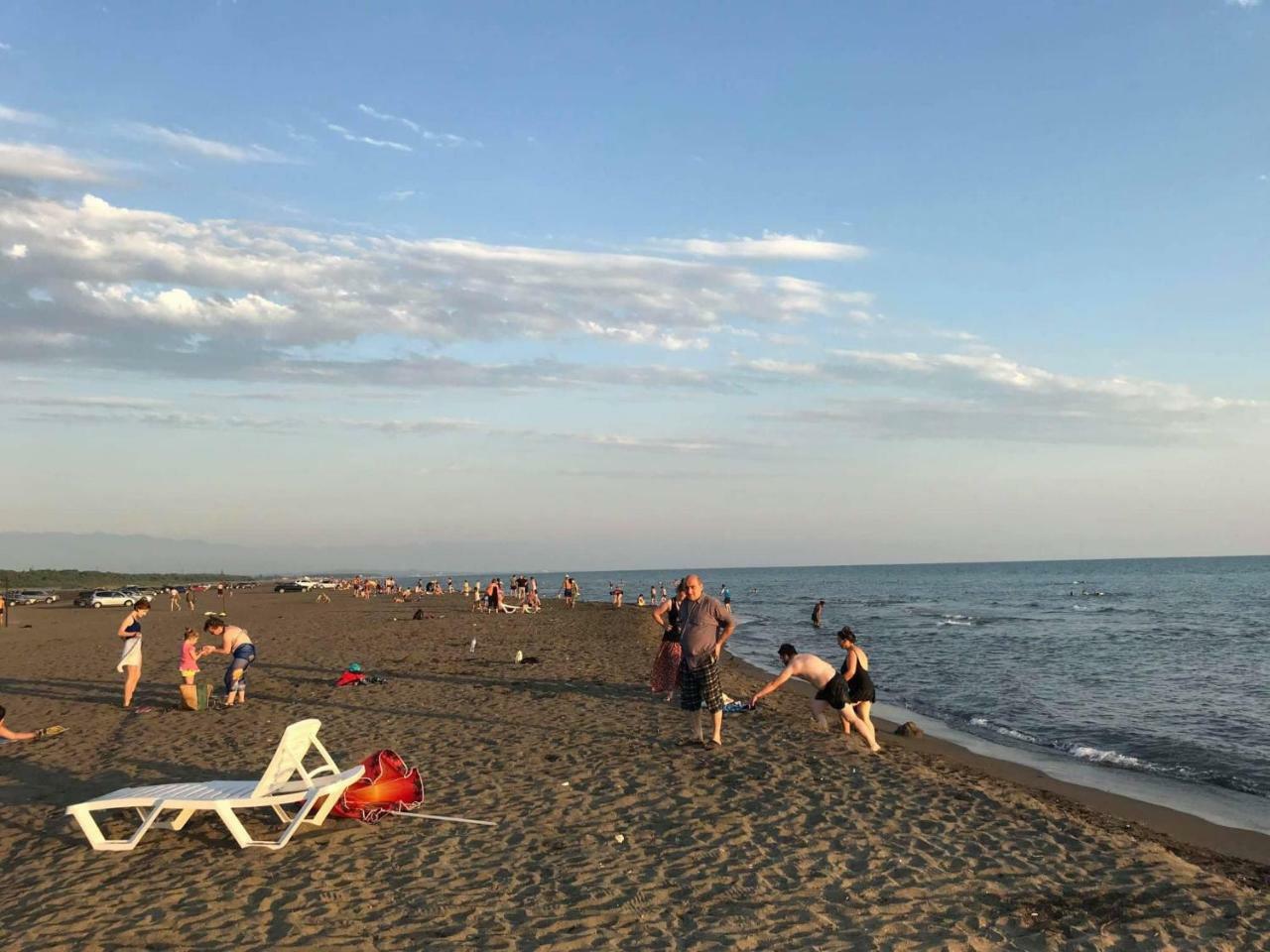 Temuriroom Pʼotʼi Buitenkant foto