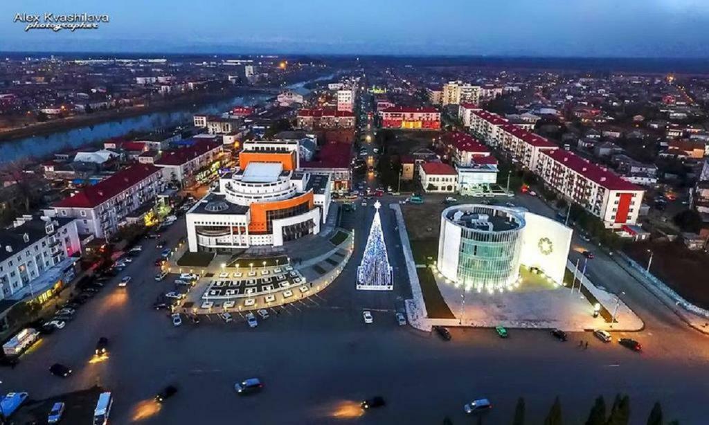 Temuriroom Pʼotʼi Buitenkant foto